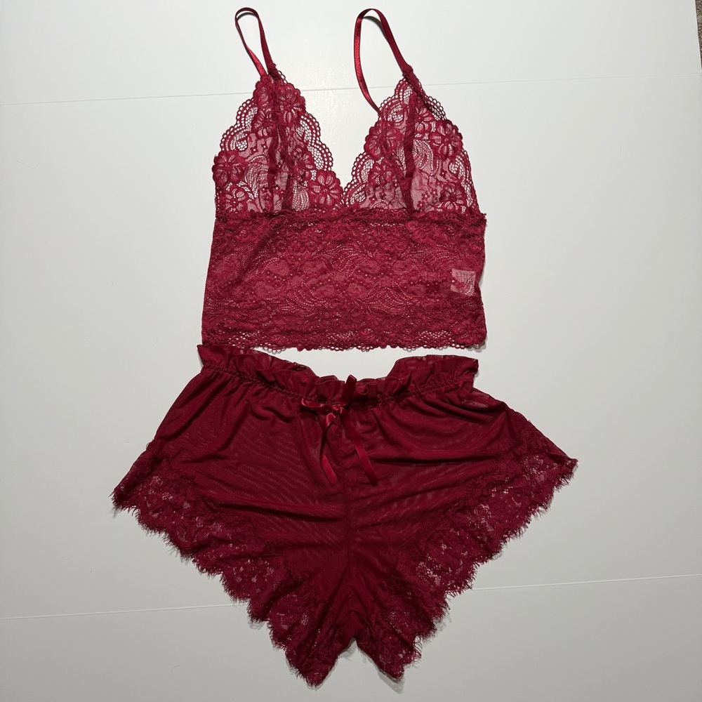 Lacy Red Women’s Lingerie Set, Size M
